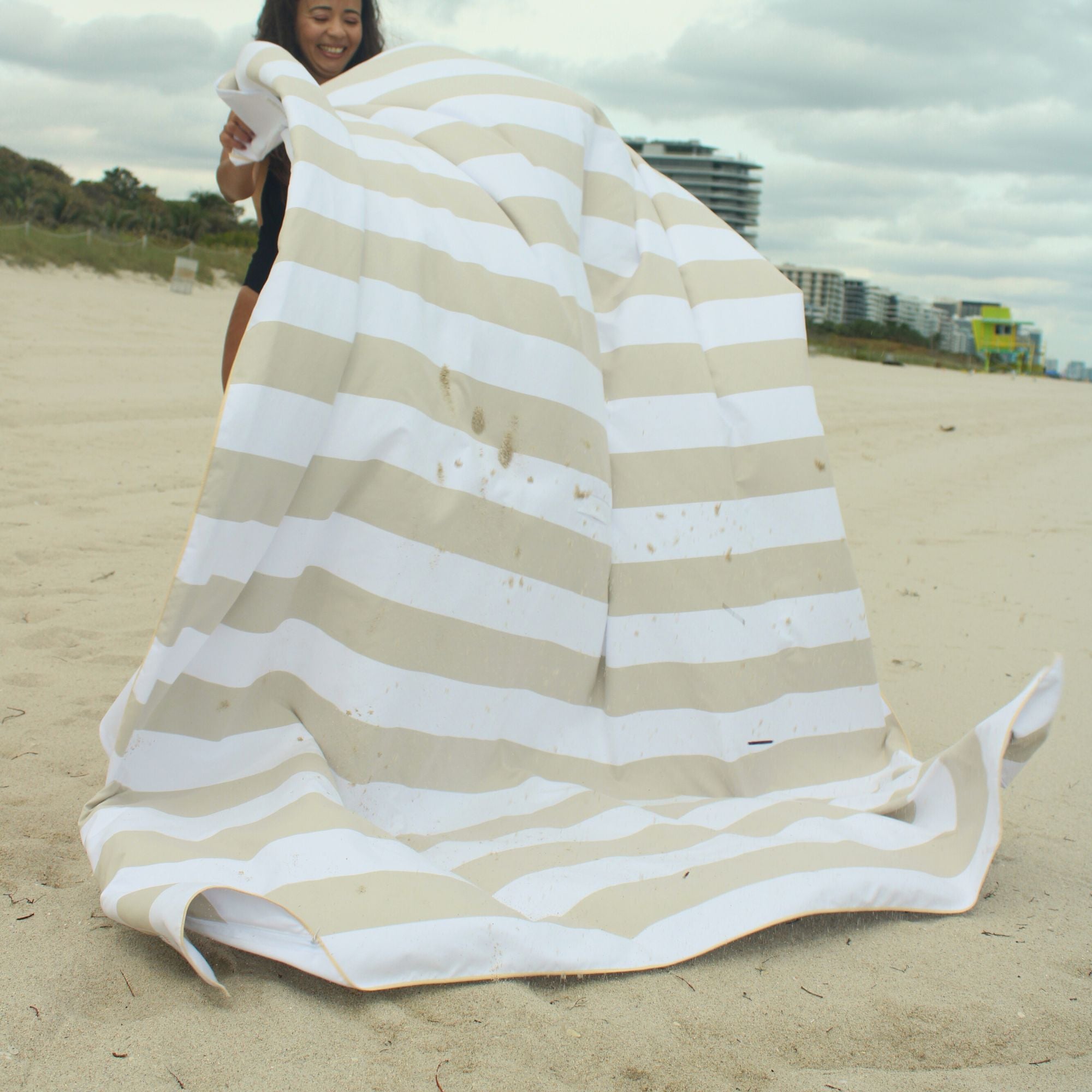 Sand resistant beach blanket with umbrella hole – Handy Beach Goods