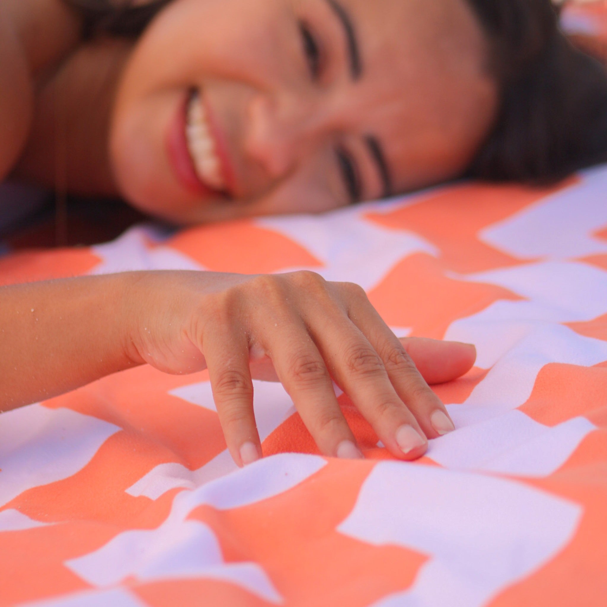 Sand resistant beach blanket with umbrella hole – Handy Beach Goods